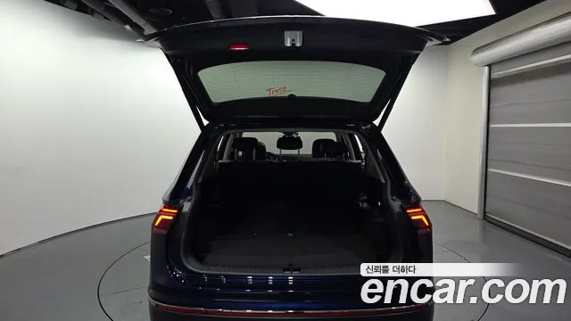 Volkswagen Tiguan — Фото автомобиля 26