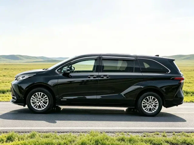 Toyota Sienna — Фото автомобиля 9