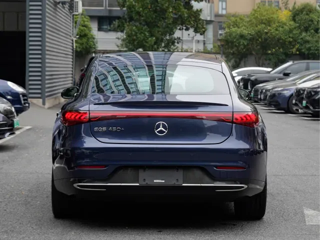 Mercedes-Benz EQS — Фото автомобиля 5