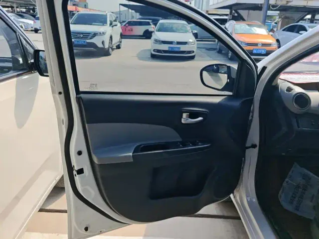 Changan Benben E-Star — Фото автомобиля 7