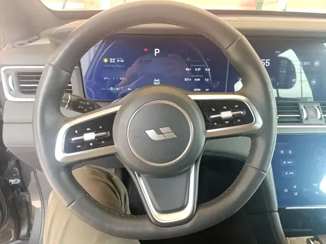 Li Auto ONE — Фото автомобиля 10