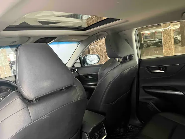 Toyota Venza — Фото автомобиля 8