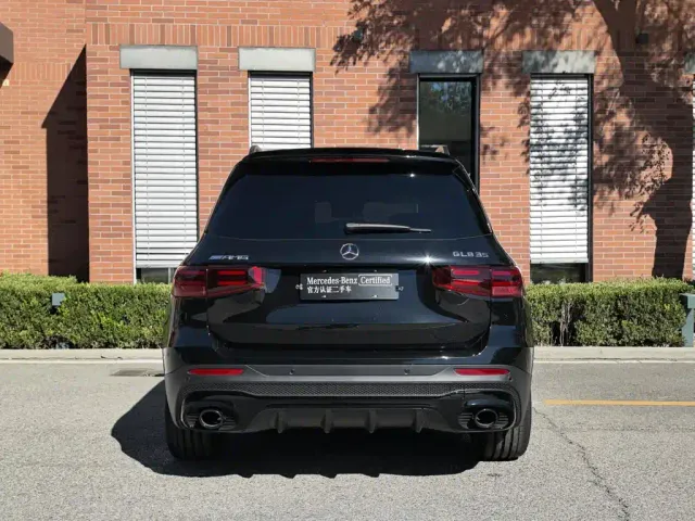 Mercedes-Benz GLB AMG — Фото автомобиля 12