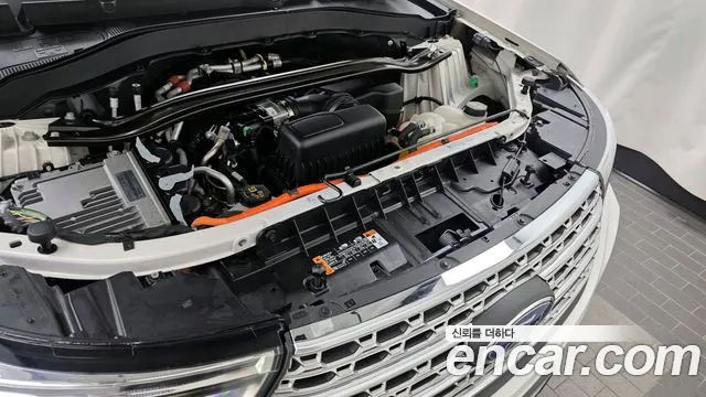 Ford Explorer — Фото автомобиля 6