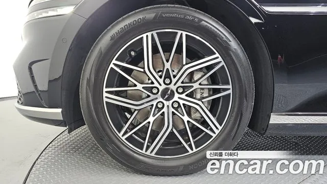 Genesis G90 Бензин 3.5 турбо AWD — Фото автомобиля 5
