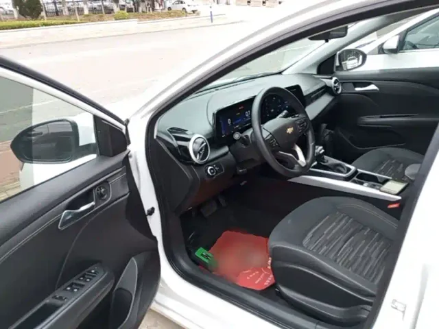 Chevrolet Monza — Фото автомобиля 15