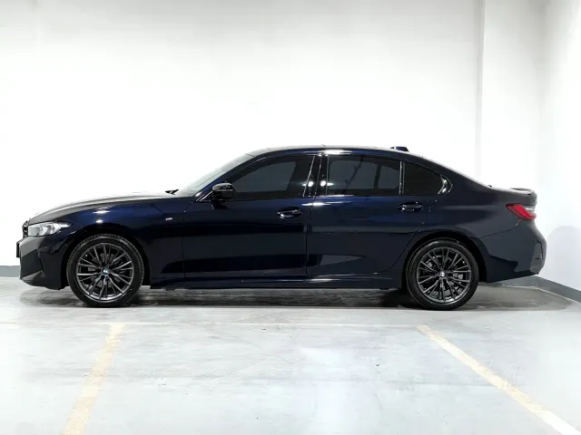 BMW 3 Series — Фото автомобиля 4