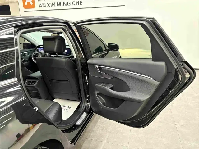 Buick LaCrosse — Фото автомобиля 16