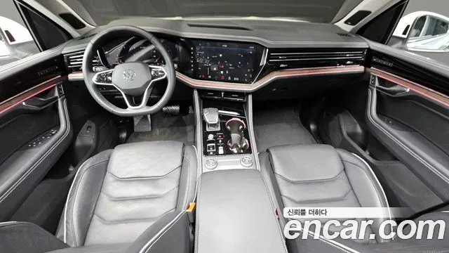 Volkswagen Touareg Touareg 3 поколение 3.0 TDI Prestige — Фото автомобиля 7