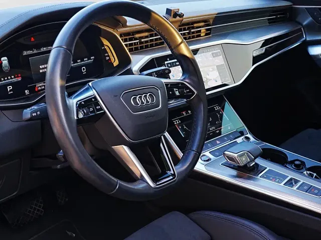 Audi A6 — Фото автомобиля 24
