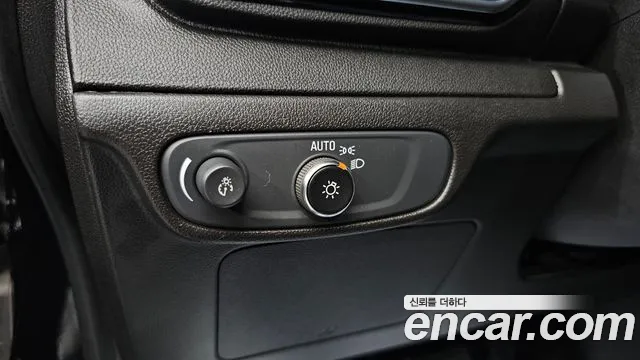 ChevroletGMDaewoo Bolt EV Bolt EV EV Premier — Фото автомобиля 18