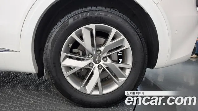 Genesis GV70 — Фото автомобиля 6