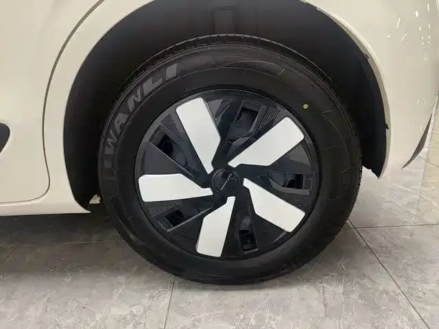 Dongfeng Yipai Nano 01 2024 330 Air — Фото автомобиля 4
