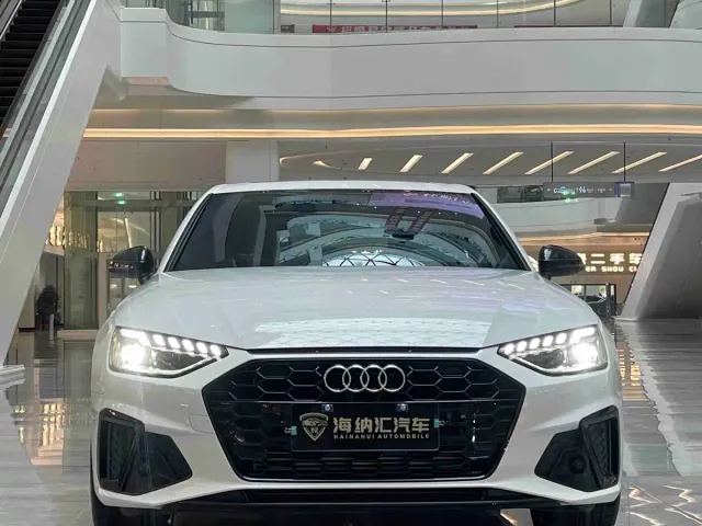 Audi A4L — Фото автомобиля 2
