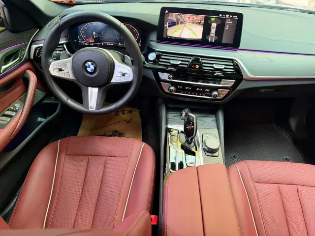 BMW 5 Series — Фото автомобиля 9