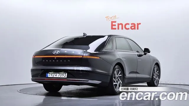 Hyundai Grandeur GN7 — Фото автомобиля 2