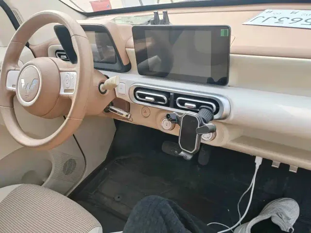 Wuling Hongguang Mini EV — Фото автомобиля 3