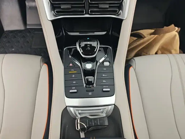 BYD Song PLUS — Фото автомобиля 13