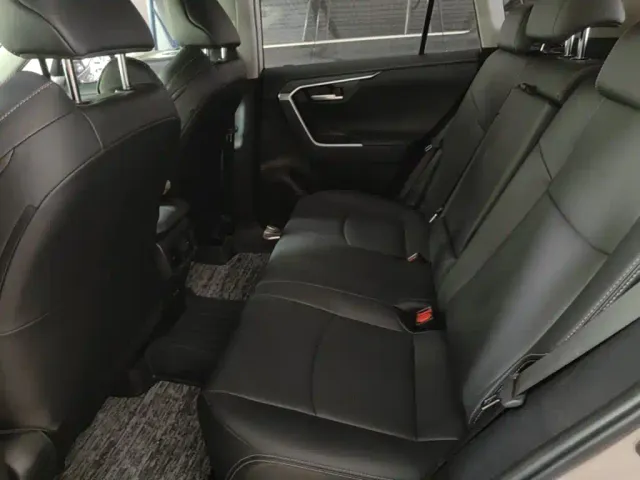 Toyota Wildlander — Фото автомобиля 16
