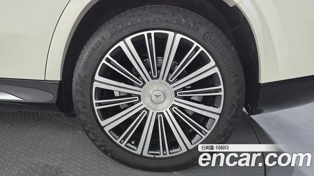 Mercedes-Benz GLS-Class — Фото автомобиля 20