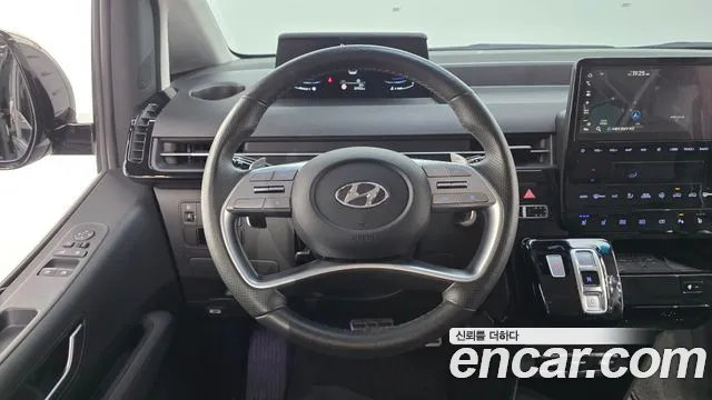 Hyundai Staria — Фото автомобиля 13