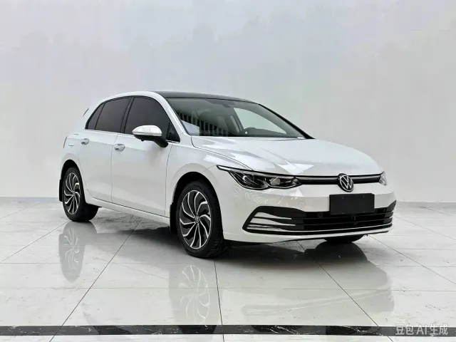 Volkswagen Golf — Фото автомобиля 3