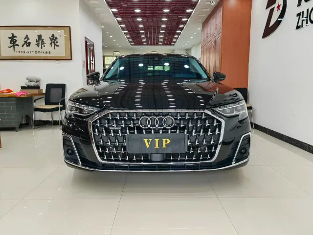 Audi A8 — Фото автомобиля 2