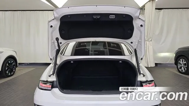 Hyundai Ioniq 6 — Фото автомобиля 26