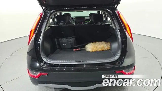 Kia Niro All Niro EV Air — Фото автомобиля 16