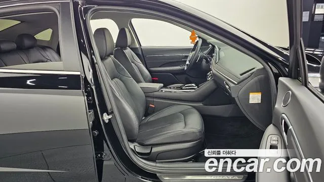Hyundai Sonata — Фото автомобиля 11
