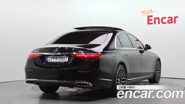 Mercedes-Benz S-Class — Фото автомобиля 2