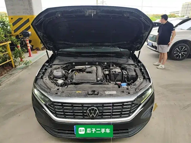 Volkswagen Passat — Фото автомобиля 19