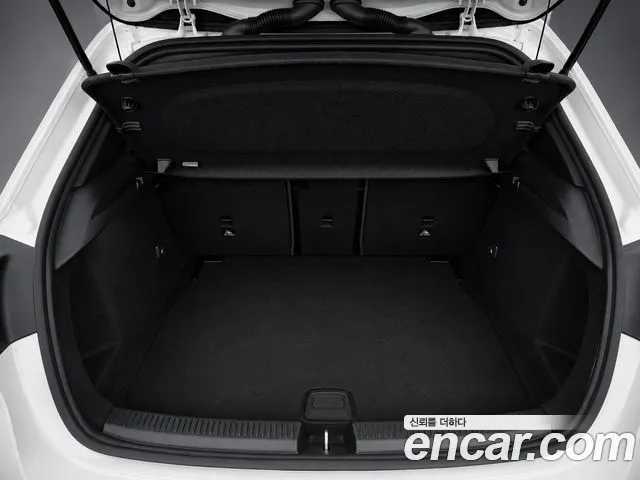Mercedes-Benz A-Class — Фото автомобиля 15