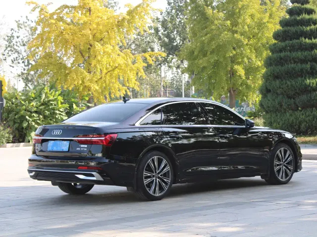 Audi A6L — Фото автомобиля 4