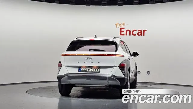 Hyundai Kona SX2 — Фото автомобиля 4
