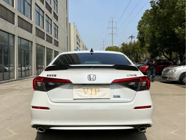 Honda Civic — Фото автомобиля 15