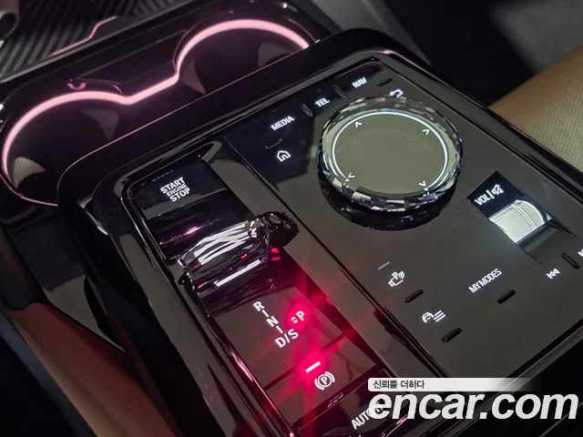BMW 5 Series G60 — Фото автомобиля 9