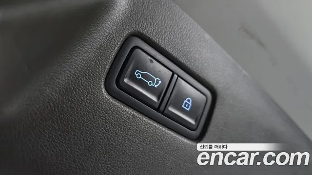 Hyundai Santa Fe MX5 — Фото автомобиля 26