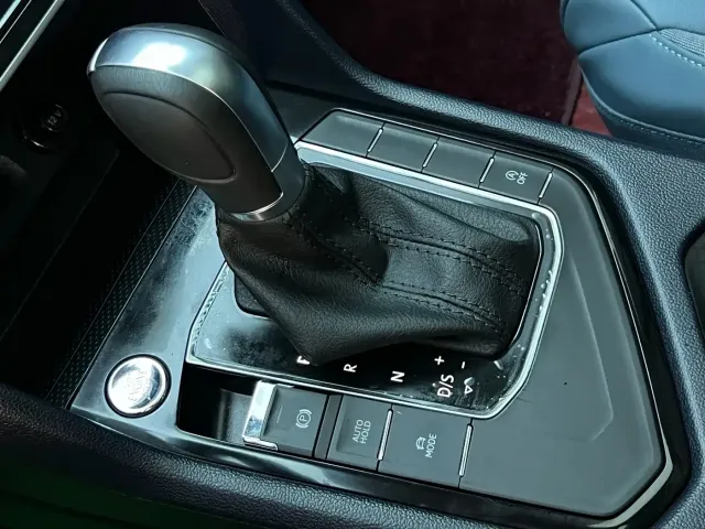Volkswagen Tharu — Фото автомобиля 12