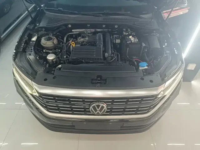 Volkswagen Passat — Фото автомобиля 19