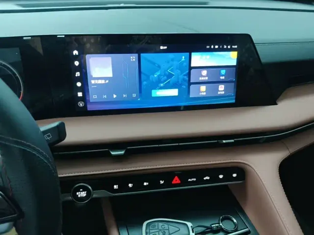 Changan CS75 Plus — Фото автомобиля 12