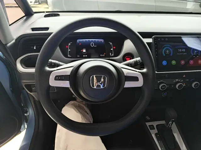 Honda Fit — Фото автомобиля 10