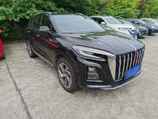 Hongqi HS3 PHEV — Фото автомобиля 21