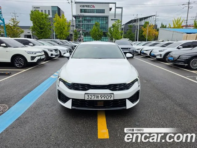 Фотография автомобиля — Kia K5 Generation 3
