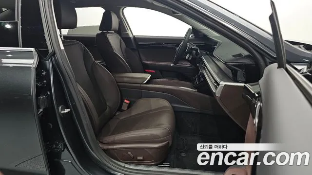 Hyundai Grandeur GN7 — Фото автомобиля 26