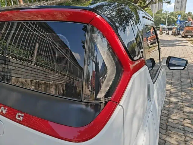 Wuling NanoEV — Фото автомобиля 7