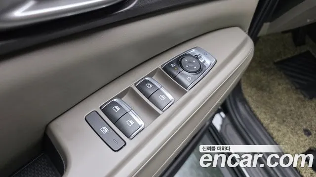 Kia Carnival — Фото автомобиля 13