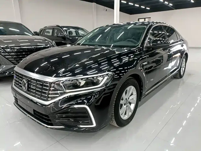 Фотография автомобиля — Volkswagen Passat