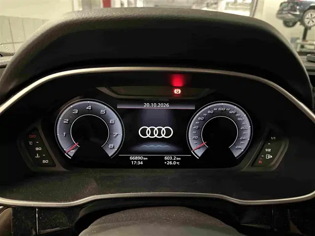 Audi Q3 — Фото автомобиля 9