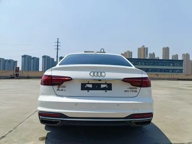 Audi A4L — Фото автомобиля 8